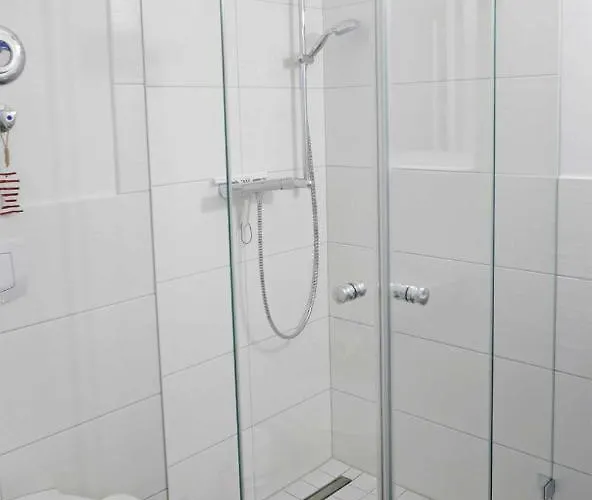 Inselparadies Bernstein بابي